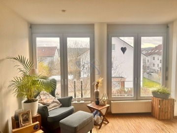 3 Zimmer Etagenwohnung mit 2 Balkonen + EBK in guter Lage, 72108 Rottenburg am Neckar, Etagenwohnung